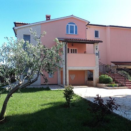 Apartments Vera Ližnjan Exterior foto